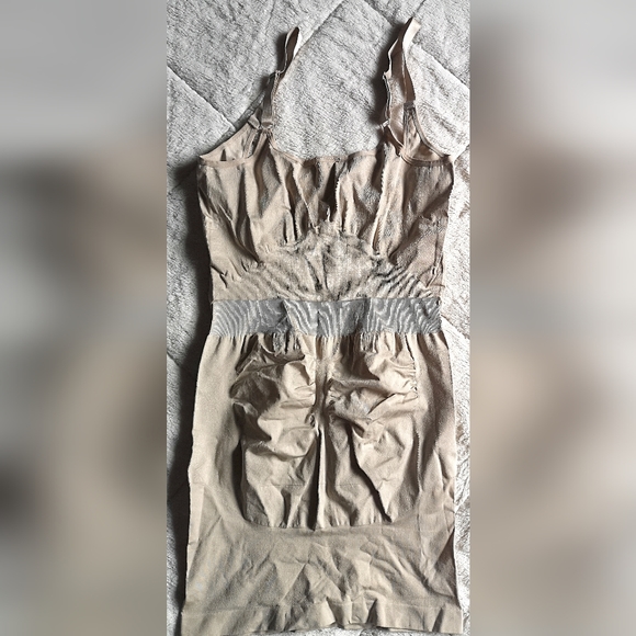 NWOT FRANATO SHAPER. SIZE L - Picture 9 of 16